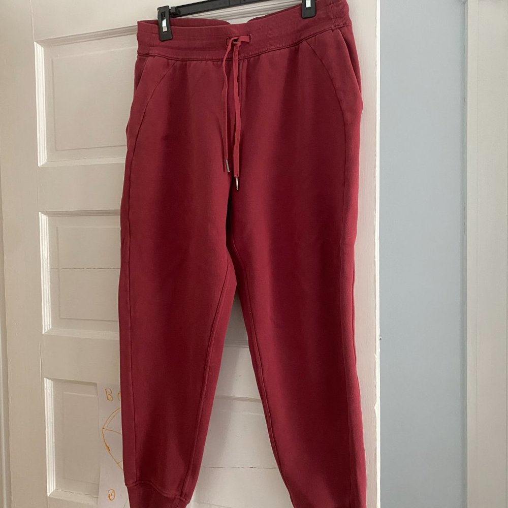 Lululemon • Warm Down Jogger *Soft Touch